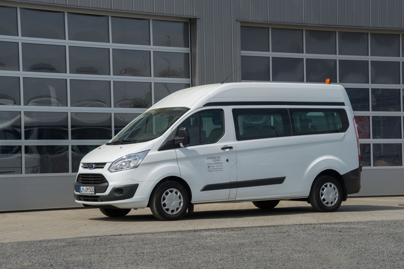 Kleinbus Typ 1 Ford Transit Custom